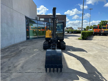 Верижен багер VOLVO EC55D: снимка 2