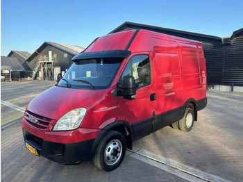 Лекотоварен автомобил IVECO Daily 50c18