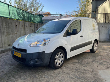 Лекотоварен автомобил PEUGEOT Partner