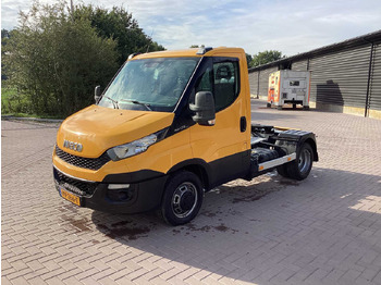 Лекотоварен автомобил IVECO Daily