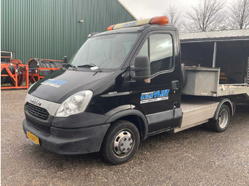 Лекотоварен автомобил IVECO Daily 35C17