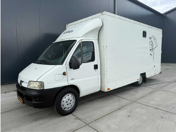 Лекотоварен автомобил PEUGEOT Boxer