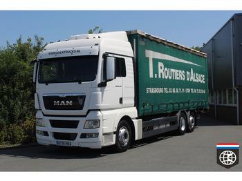Камион с брезент MAN TGX 26.440