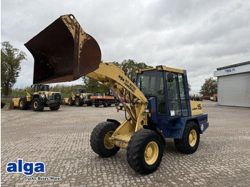 Колесен товарач HANOMAG