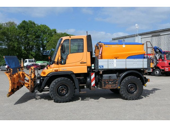Камион Unimog U 300 4x4, Schmidt, Streuer, Schild, Klima,27tkm: снимка 3