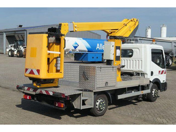 Лизинг на Nissan 32.12 4x2, 11m Arbeitshöhe, Klima,3. Sitz Nissan 32.12 4x2, 11m Arbeitshöhe, Klima,3. Sitz: снимка 3