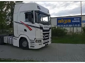 Влекач SCANIA S 450