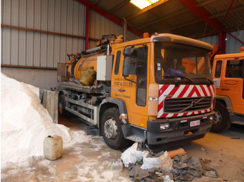 Камион цистерна Camion hydrocureur Volvo: снимка 2