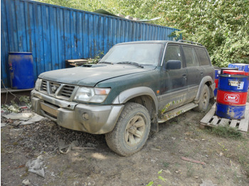 Лек автомобил NISSAN