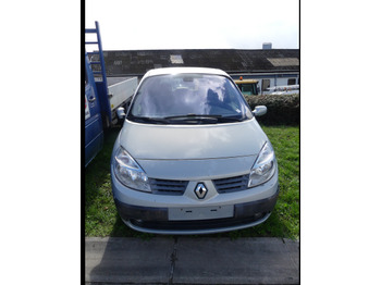 Лек автомобил RENAULT