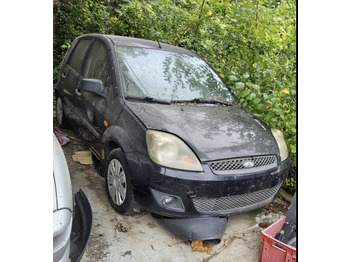 Лек автомобил FORD