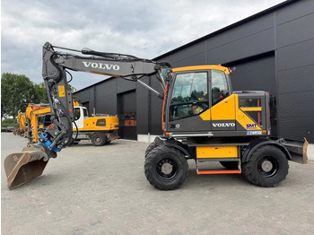 Колесен багер VOLVO EWR150E