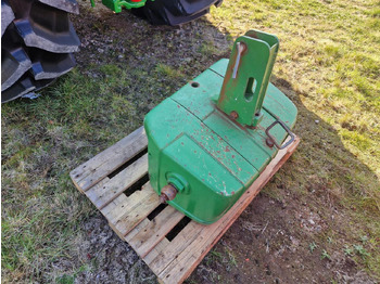 Прикачен инвентар JOHN DEERE