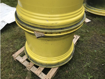 Гума за Селскостопанска техника John Deere 23x34: снимка 2