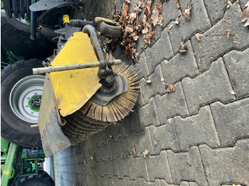 Четка JOHN DEERE