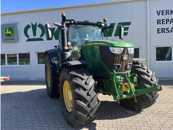 Трактор JOHN DEERE 6215R