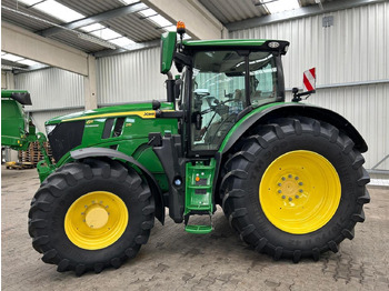 Трактор John Deere 6R 215: снимка 4