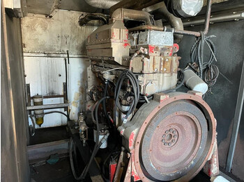 Електрогенератор Cummins KTTA 19 C Dieselmotor in container 585 PK: снимка 4