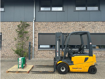Електрокар JUNGHEINRICH EFG 425