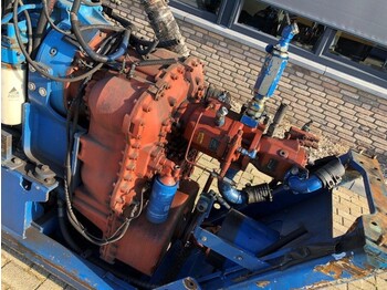 Двигател Sisu Valmet Diesel 74.234 ETA 181 HP diesel enine with ZF gearbox: снимка 5