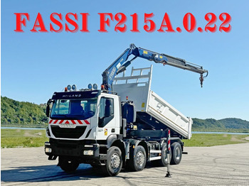 Камион с кран IVECO Trakker