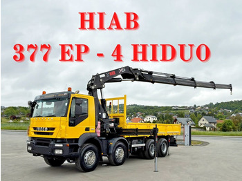 Камион с кран IVECO Trakker
