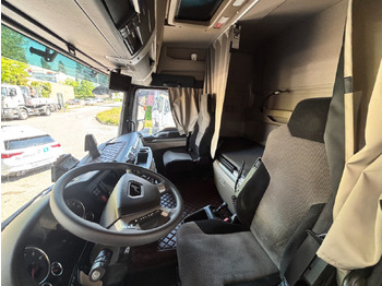 Влекач MAN TGX 18.510: снимка 4