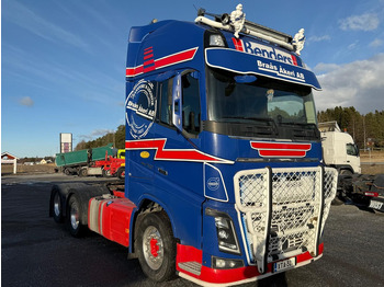 Влекач VOLVO FH 750