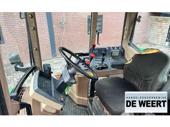 Трактор John Deere 6100: снимка 5 Трактор John Deere 6100: снимка 5