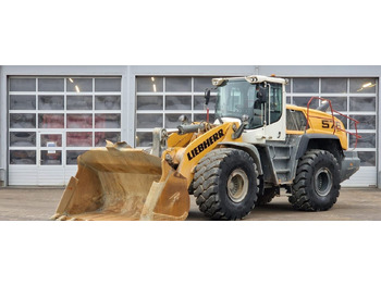 Колесен товарач LIEBHERR L 576