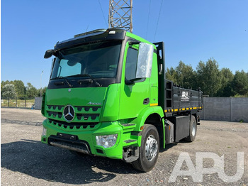 Самосвал камион MERCEDES-BENZ Arocs