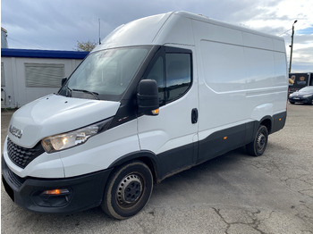 Товарен бус IVECO Daily 35s18