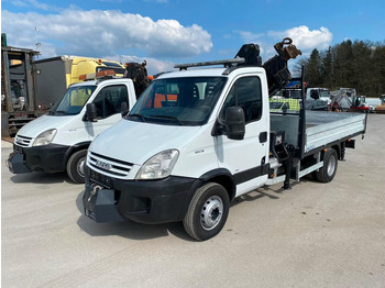 Бордови камион IVECO Daily