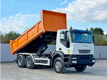 Самосвал камион IVECO Trakker