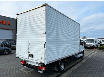 Лекотоварен автомобил фургон Mercedes-Benz Sprinter 313/513 CDI Kontener 8-palet + Drzwi Bliźniaki Import I: снимка 4 Лекотоварен автомобил фургон Mercedes-Benz Sprinter 313/513 CDI Kontener 8-palet + Drzwi Bliźniaki Import I: снимка 4