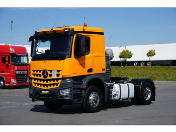 : снимка на заглавната част