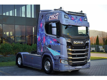 Влекач Scania S 580 / V8 / ORGINALNA EDYCJA LIMITED / NR 010 / RETARDER / I-PA: снимка 4 Влекач Scania S 580 / V8 / ORGINALNA EDYCJA LIMITED / NR 010 / RETARDER / I-PA: снимка 4