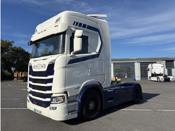 Влекач SCANIA S 500