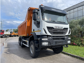 Самосвал камион IVECO Trakker