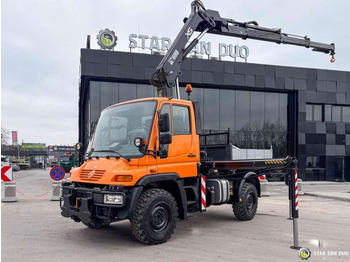 Камион с кран UNIMOG U300