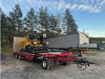 Асфалтополагач CATERPILLAR AP300