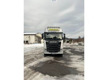 Камион за дърва Scania R650: снимка 4