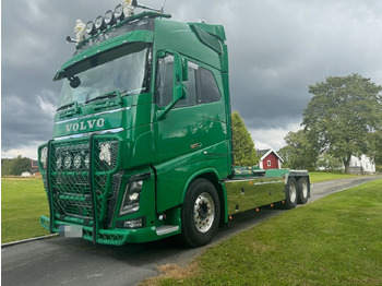 Мултилифт с кука камион VOLVO FH16