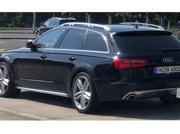 Лек автомобил AUDI