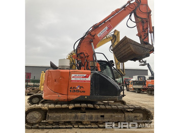 Верижен багер HITACHI ZX135