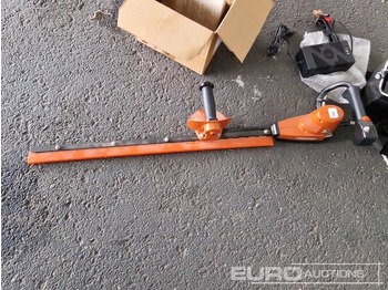 Оборудване за гаражи/ Работилници Echo DHC-30 Trimmer with Battery and Charger, Accessories / Cortasetos con Batería y Cargador: снимка 5
