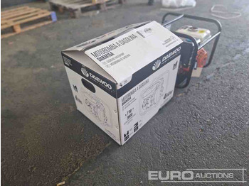 Електрогенератор Unused Daewoo DAKM15A: снимка 3