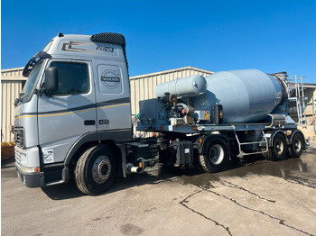 Ремарке Liebherr Concrete semi trailer: снимка 2