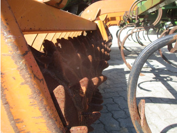 Сеялка Amazone MC 601: снимка 3 Сеялка Amazone MC 601: снимка 3