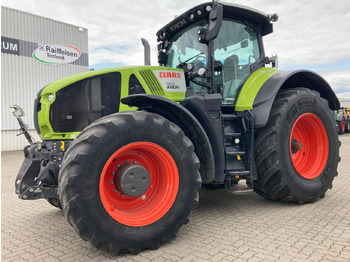Трактор CLAAS Axion 960